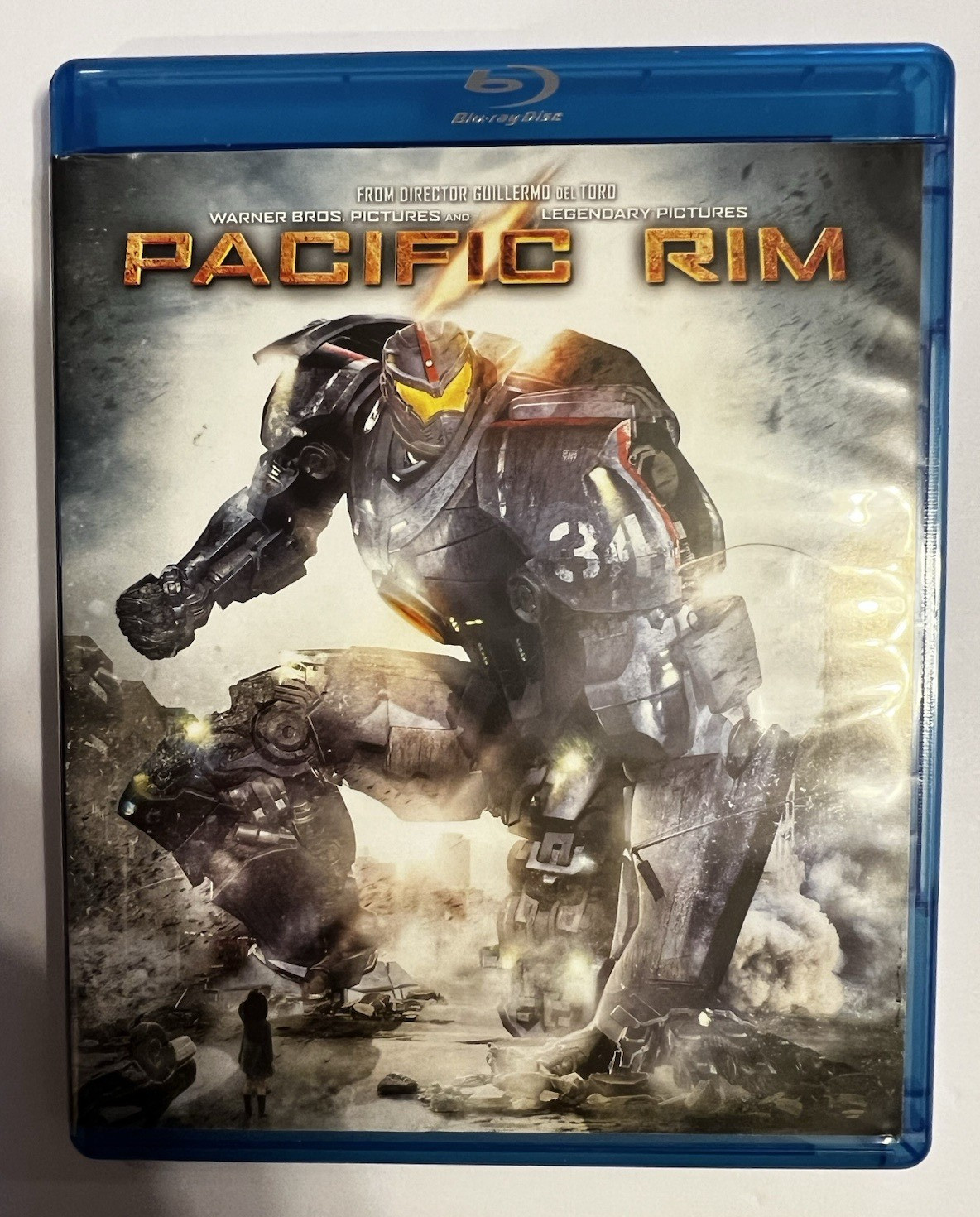 Pacific Rim (2-Blu-ray & 1-DVD) With Lenticular Slipcase-Kaiju Action-Like New
