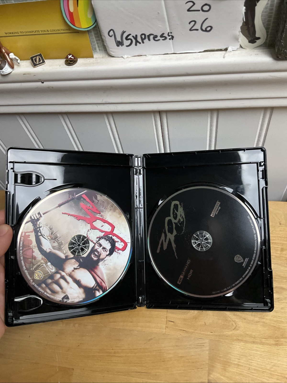 Warner Bros 300 4K Ultra HD 2-Disc (4K UHD + Blu-ray) R Zack Snyder