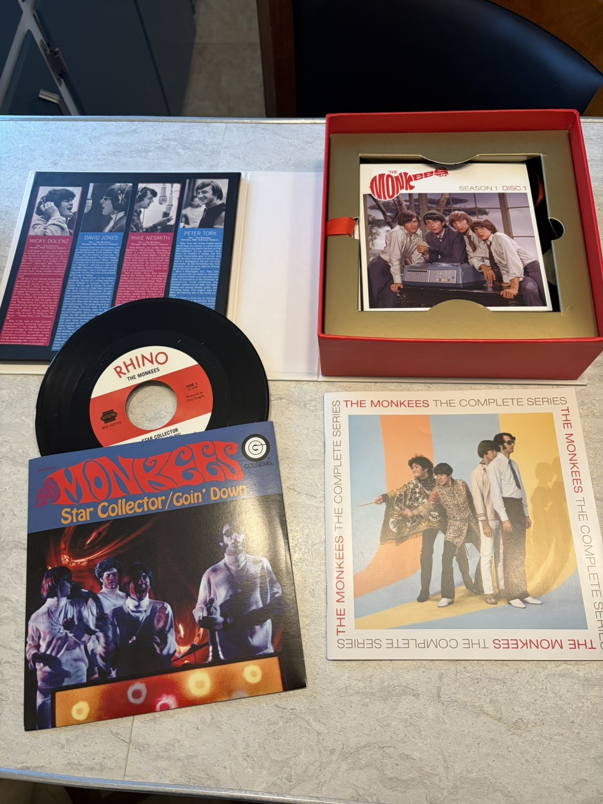 The Monkees Complete TV Series Rhino Blu-ray Lenticular 3-D Cover Box Set NEW