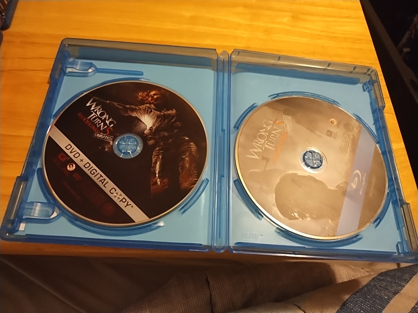 Wrong Turn 5: Bloodlines (Blu-ray, 2012) Unrated 2-Disc Set – VERY GOOD