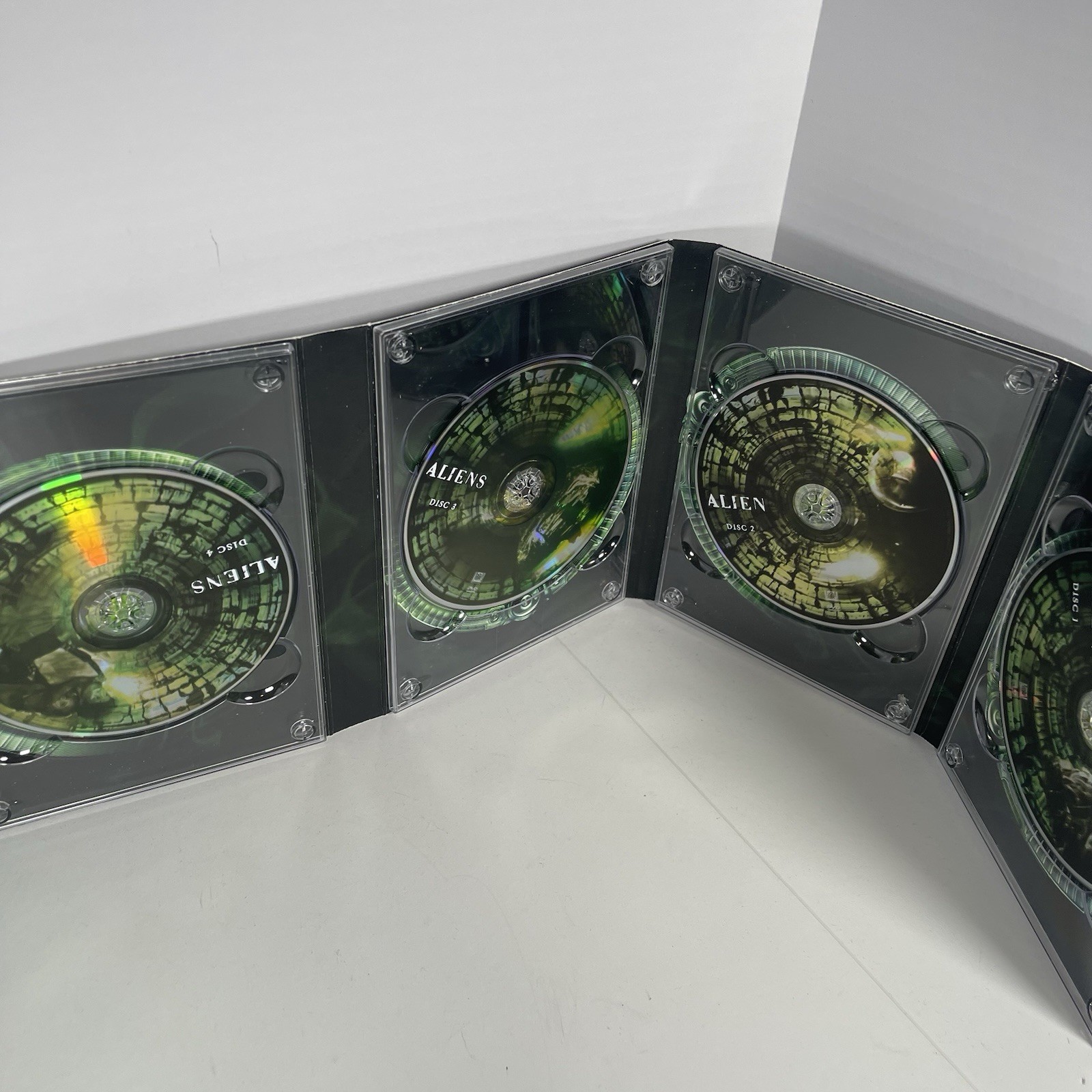 Alien Quadrilogy DVD 9 Disc Box Set Sci-Fi Collection Complete Slipcase Wear