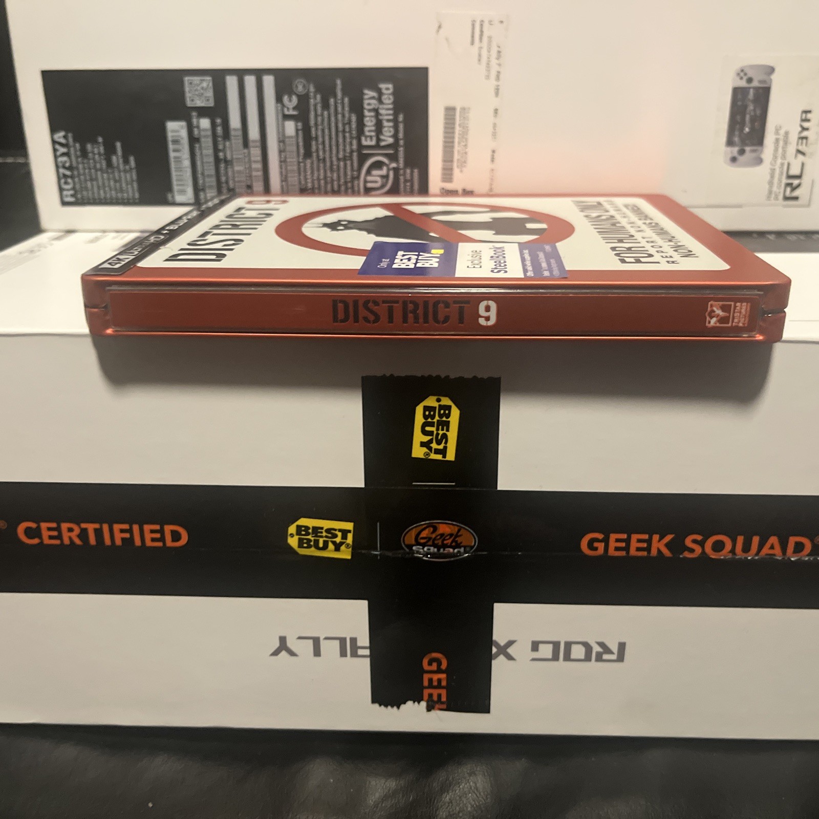 District 9 4K UHD Blu-ray Movie Steelbook Case Steelbook Edition Rated R