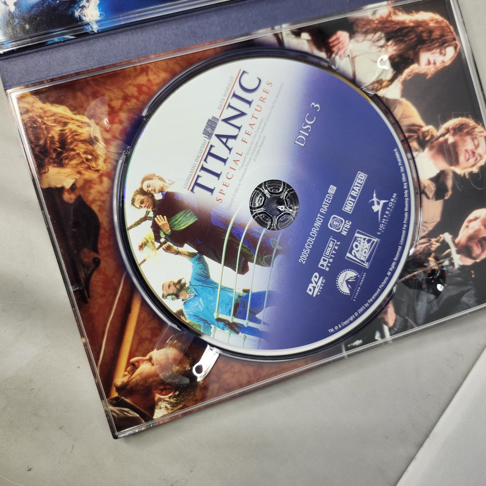Titanic Special Collector’s Edition DVD 2005 3-Disc Box Set Leonardo DiCaprio