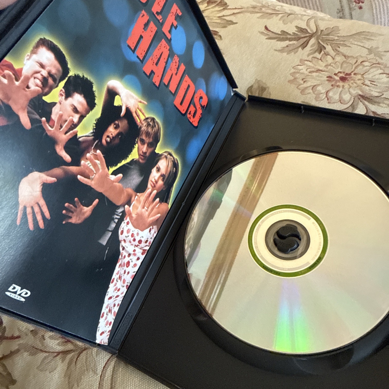 Idle Hands (DVD, 2003, With Insert) Seth Green, Jessica Alba. NO SCRATCHES! ⭐️⭐️