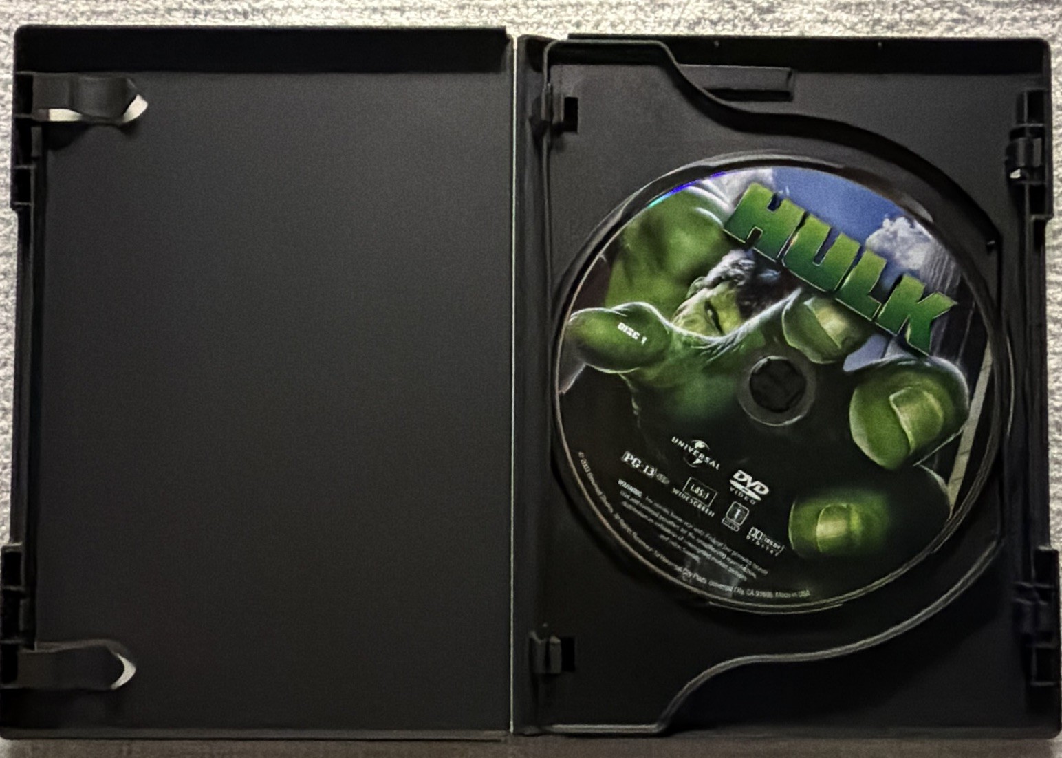 Universal Hulk DVD 2-Disc Special Edition Widescreen PG-13 138 min 2003